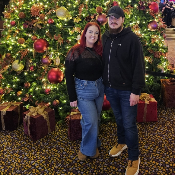 Meet your Posher, Kayla - Picture 1 of 4